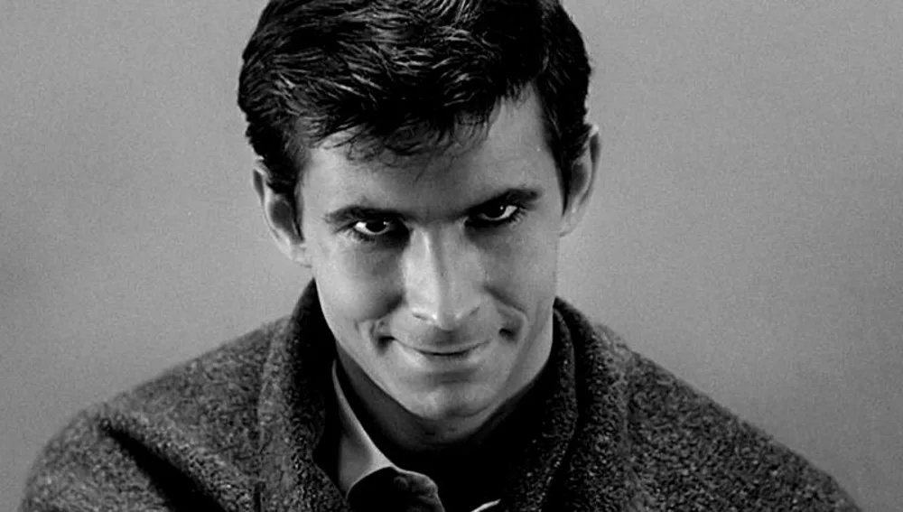 Primer plano de Norman Bates